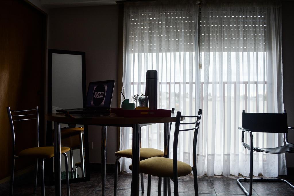 Argenta Apart Hotel Trelew Bagian luar foto